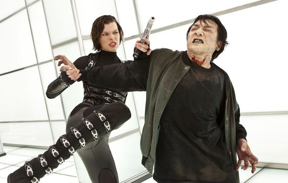 Milla Jovovich vuelve a enfrentarse a los muertos vivientes en Resident Evil: Venganza