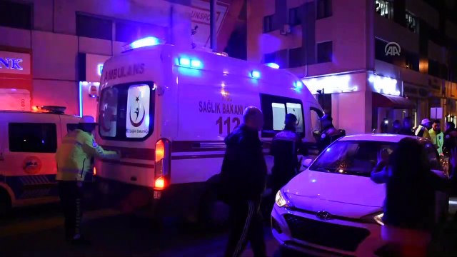 Yunus ekibinin motosikleti otomobille çarpıştı: 2 polis yaralı - SAMSUN