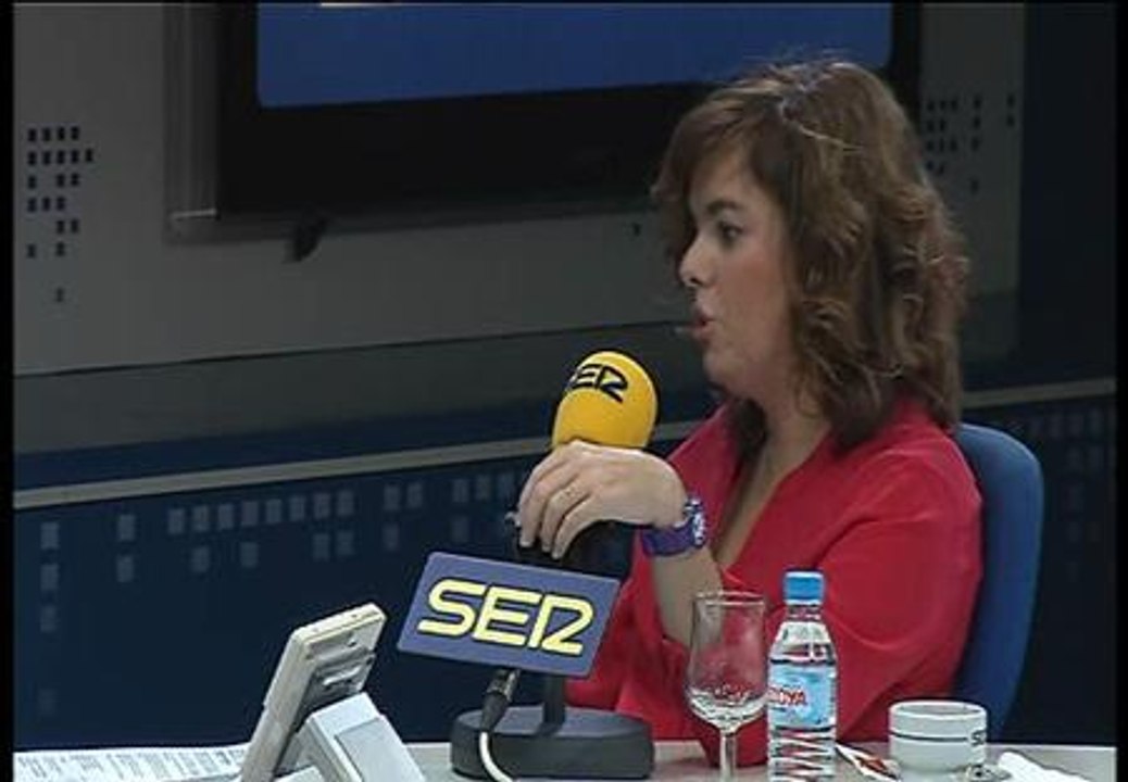 Sáenz de Santamaría aforma que lo último que se debe tocar son las pensiones