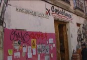 La Policía desaloja el centro social 'Casablanca', en Madrid