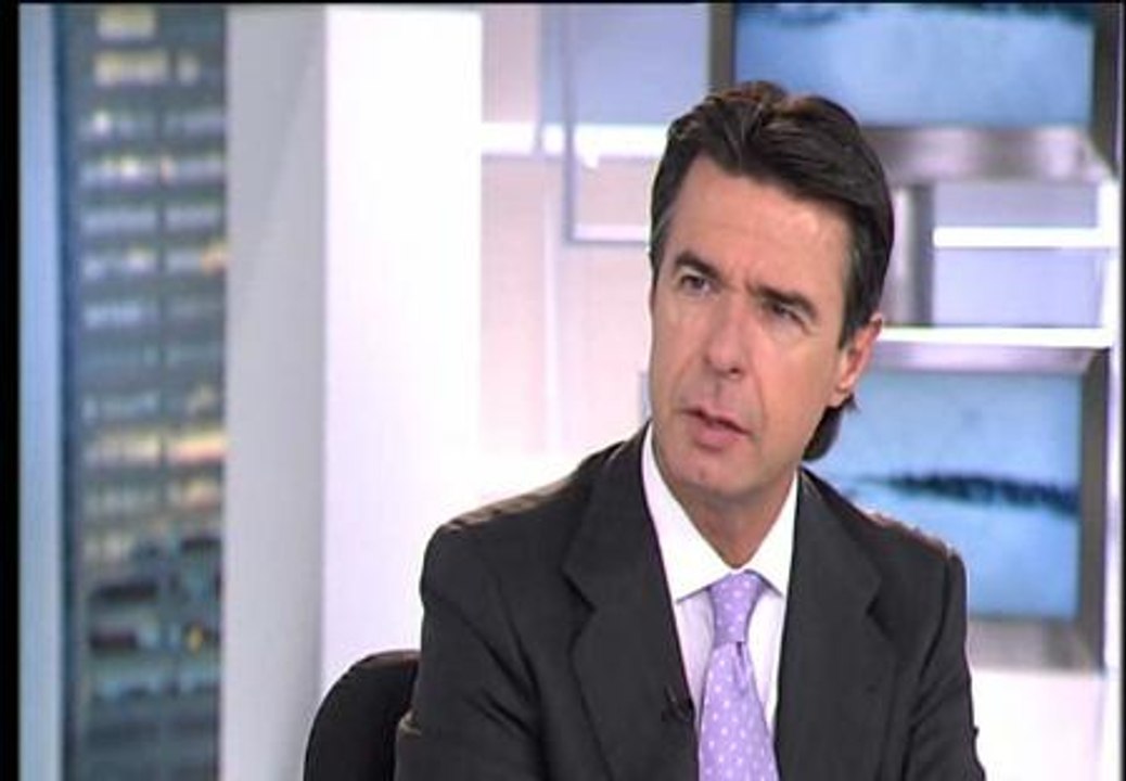 "Hemos pedido a las petroleras que hagan un esfuerzo y ajusten los precios, si no el Gobierno tendrá que actuar"