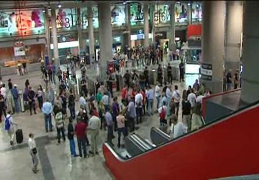 Calma tensa en la huelga de Metro y Renfe