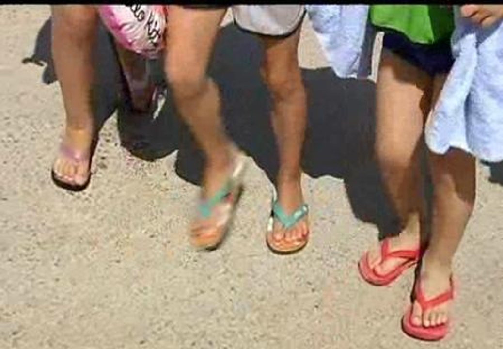 Las chanclas pueden dañar los pies