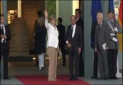 Merkel y Hollande piden más reformas a Grecia