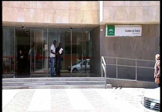 1418 médicos seguirán atendiendo a inmigrantes a partir del 1 de septiembre