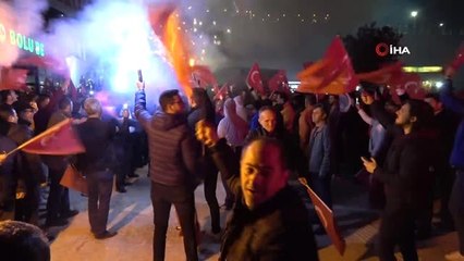 Скачать видео: Bolu Belediye Başkanı, CHP Adayı Tanju Özcan Seçildi