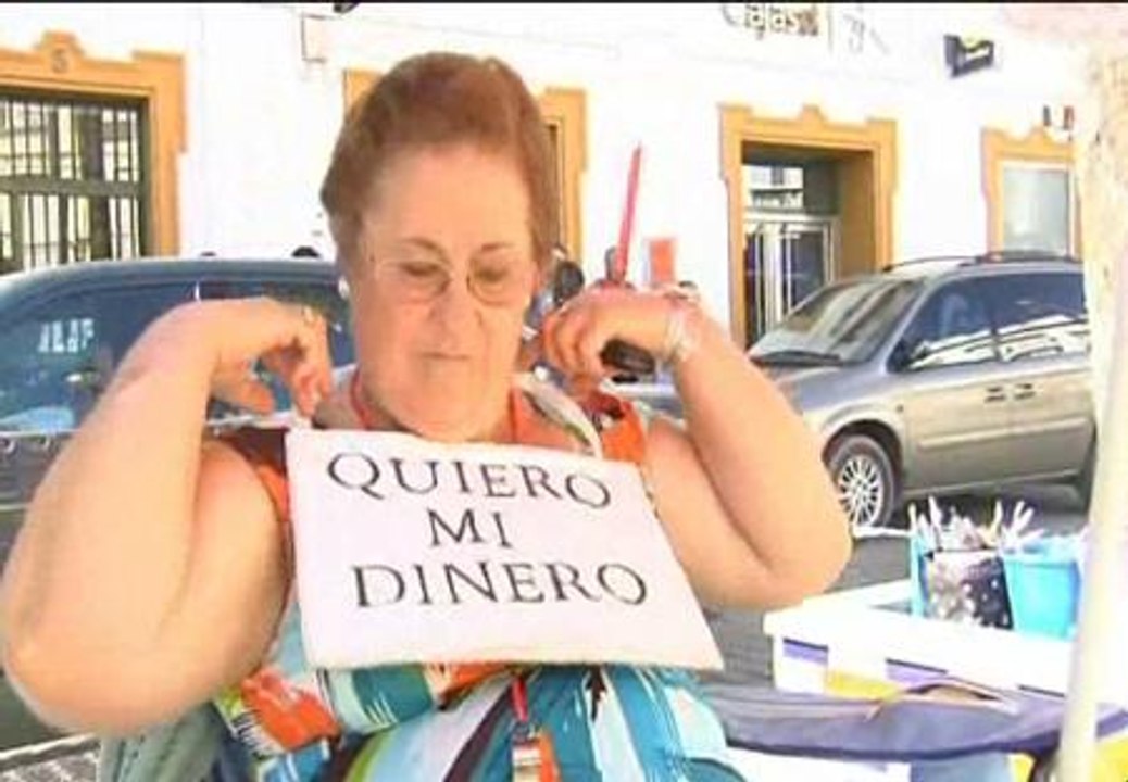 Veraneo protesta ante la sucursal