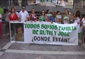 Concentración en Huelva 10 meses después de la desparición de Ruth y José