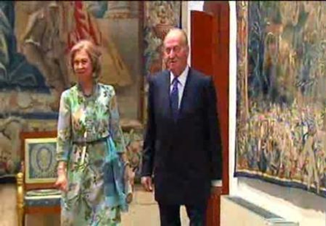 El Rey ofrece una cena a las autoridades baleares en el Palacio de La Almudaina