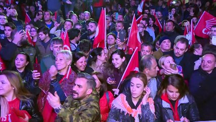 CHP Adayı Tunç Soyer kutlama yaptı - İZMİR