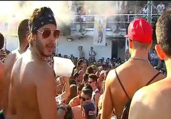 "Diversión, musicón y chicos guapos"