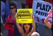 Los afectados por las participaciones preferentes toman las calles de Santiago