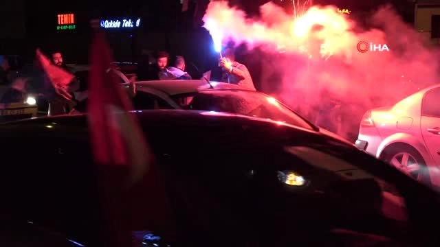 Bursa'da Alinur Aktaş Coşkusu