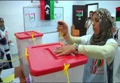 Empieza el recuento de votos en Libia