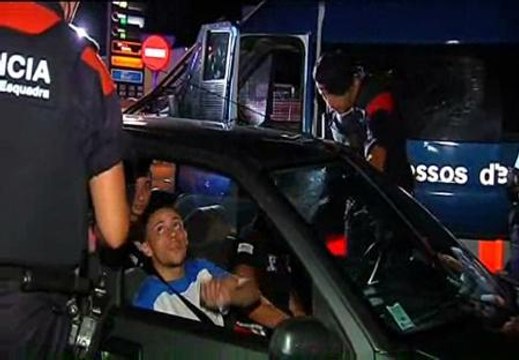 Policía y Mossos intensifican los controles de drogas en la frontera de la Jonquera