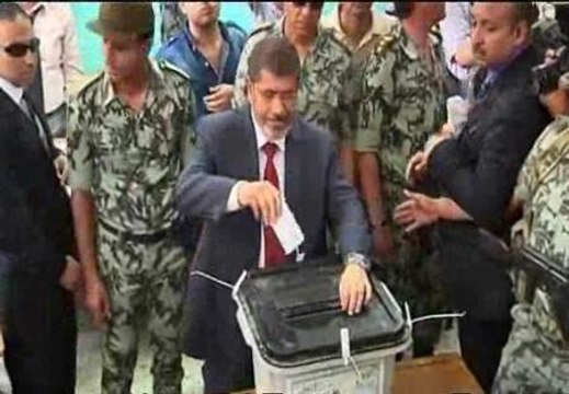 El candidato de los Hermanos Musulmanes, nuevo presidente de Egipto