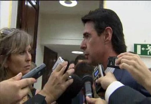 Soria anuncia una subida de la luz de alrededor de un 4%