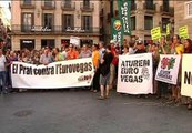 Cientos de personas protestan contra Eurovegas en Barcelona