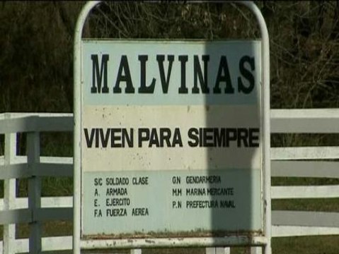 Argentina homenajea a los caídos en el treinta aniversario de la Guerra de las Malvinas
