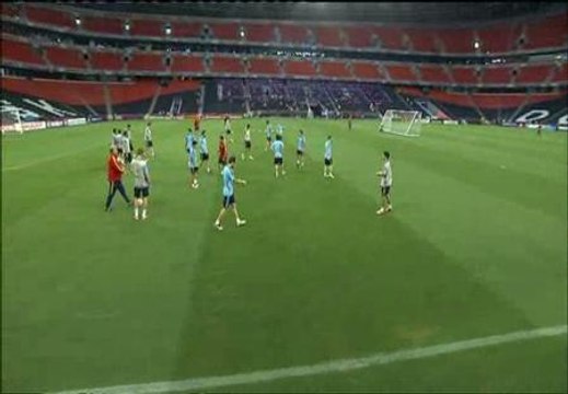 La Roja toma contacto con el césped del Donbass Arena de Donetsk
