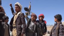 ديلي ميل: تجنيد أطفال للقتال مع قوات بريطانية باليمن