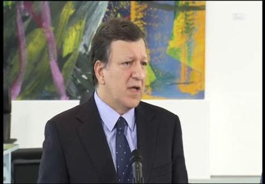Barroso y Merkel apuestan por más Europa