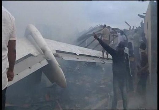 Primeras imágenes del avión siniestrado en Nigeria
