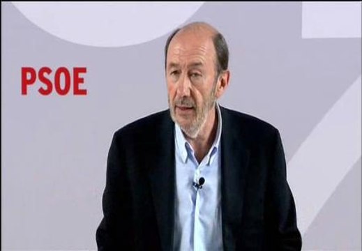 Rubalcaba llamará mañana a Rajoy para hablar con una sola voz en la cumbre de la UE