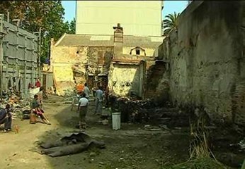 Incendio en un poblado de chabolas del Poblenou, en Barcelona