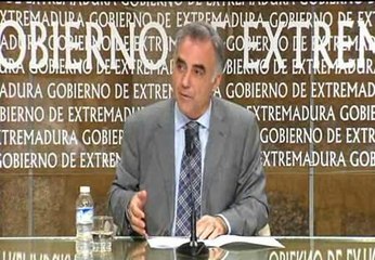 Dimite el consejero de Salud de Extremadura