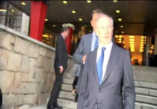 Rato envía un mensaje tranquilizador a clientes e inversores de Bankia