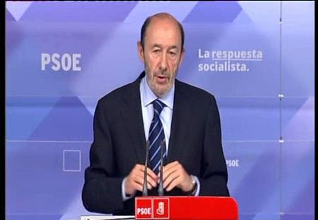 Rubalcaba: "Nadie entendería que haya dinero para los bancos y no haya para los hospitales o las escuelas"