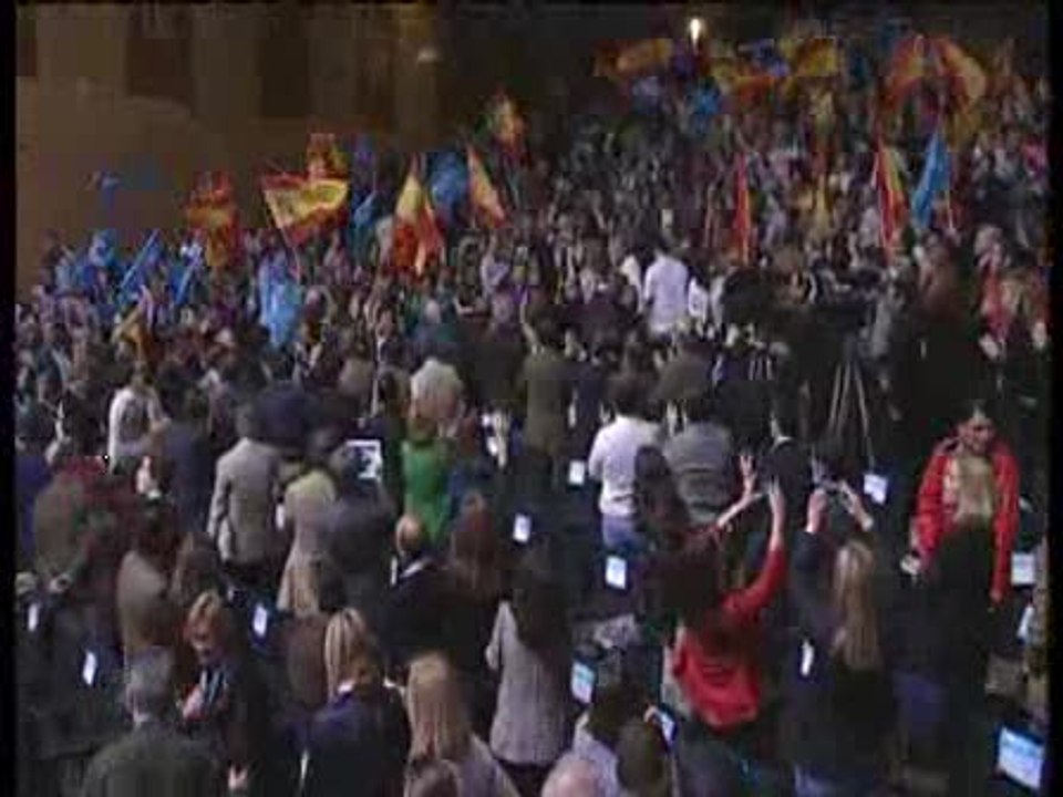 Rajoy defiende las medidas tomadas contra la crisis como necesarias