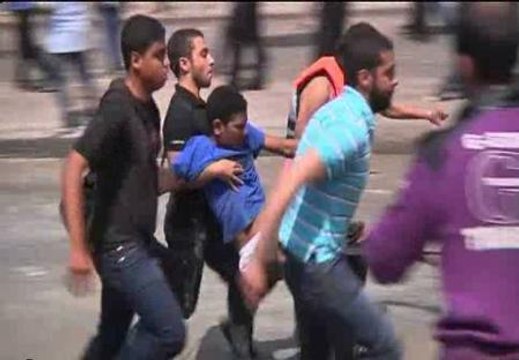 Aumenta la tensión en Egipto después de la muerte de una veintena de manifestantes