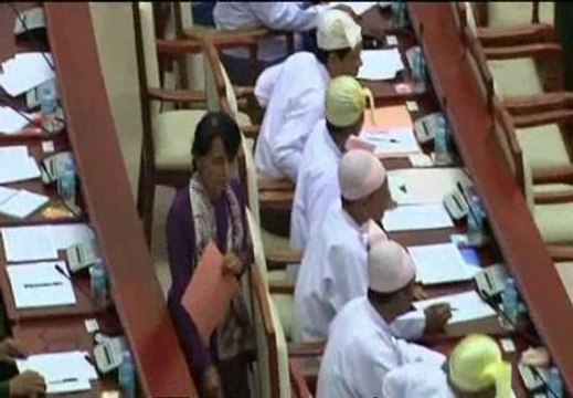 Aung Suu Kyi ya es diputada