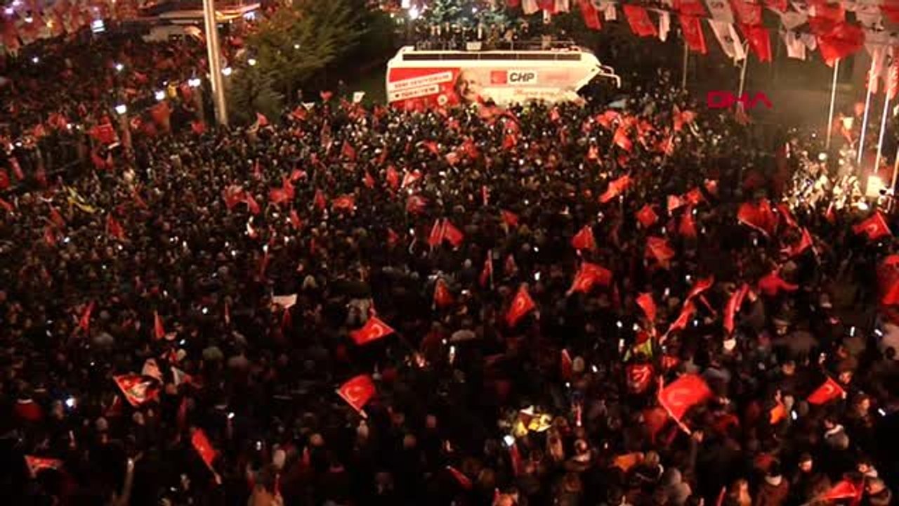Ankara Kılıçdaroğlu ve Mansur Yavaş CHP Genel Merkezi Önünde Konuştu -3