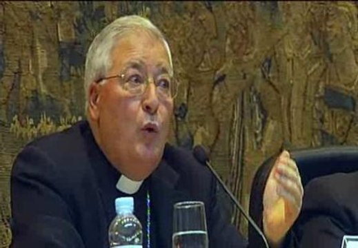 El Obispo de Alcalá vuelve a arremeter contra la homosexualidad