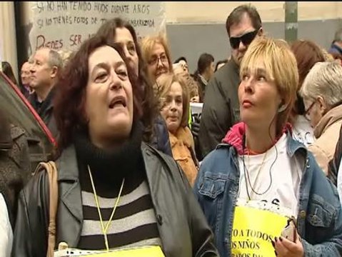 Justicia, Interior y Sanidad se reúnen con las asociaciones de niños robados