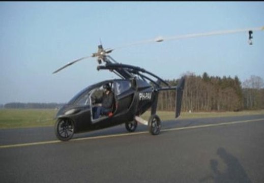 Fabrican con éxito el coche volador