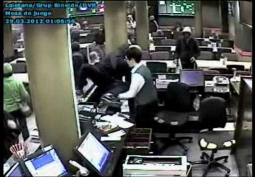 Roban en un bingo de Barcelona haciéndose pasar por un piquete