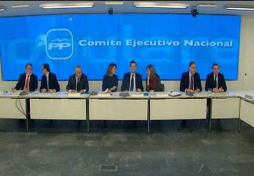 Rajoy busca el apoyo del partido a los Presupuestos