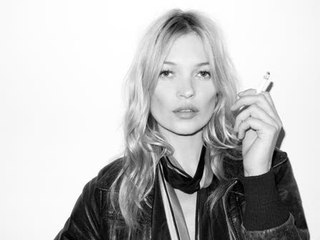 Kate Moss se pone delante del objetivo de Terry Richardson