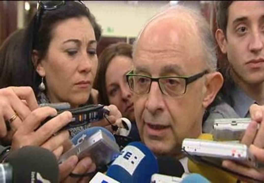Montoro habla de "reformas parciales" en los grandes impuestos