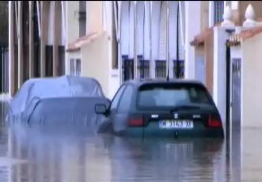 LAS FUERTES LLUVIAS PONEN EN ALERTA A TORREVIEJA