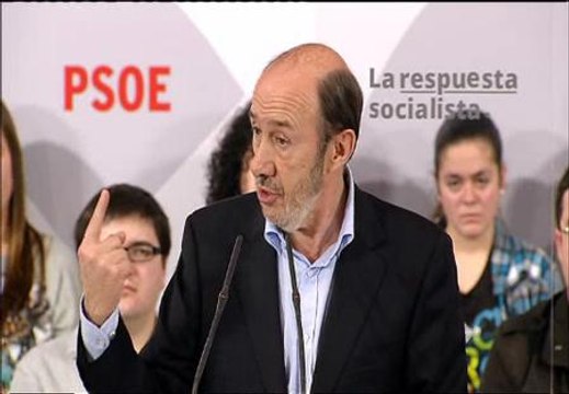 Rubalcaba: Es la derecha, no la crisis, la que impone la subida de impuestos