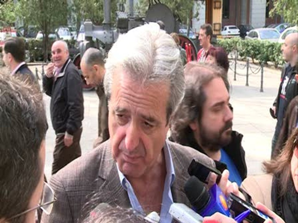 Martínez: "Empresarios prefieren hablar de despidos"