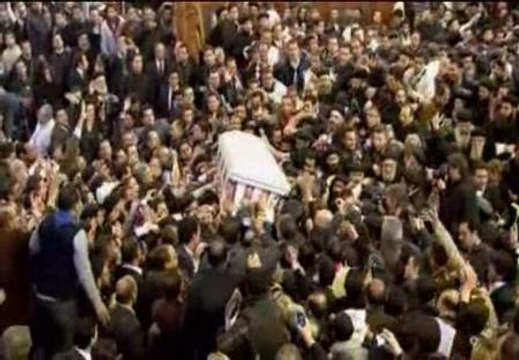 El último adiós al patricarca copto