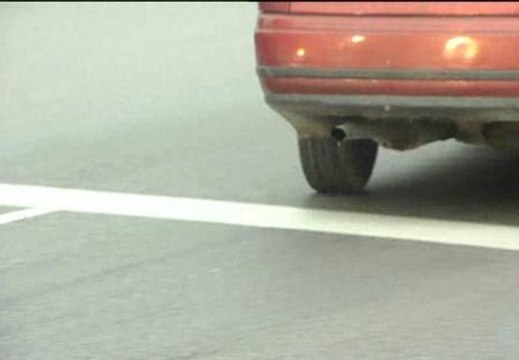 El Gobierno estudia subir los impuestos de los coches que más contaminen