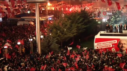 CHP'nin Ankara Büyükşehir Belediye Başkan adayı Mansur Yavaş balkon konuşması yaptı