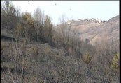 El incendio en el Pirineo de Huesca pierde fuerza